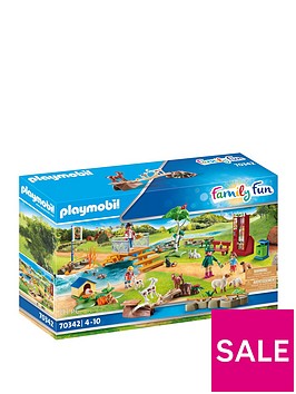 playmobil-playmobil-70342-family-fun-petting-zoo