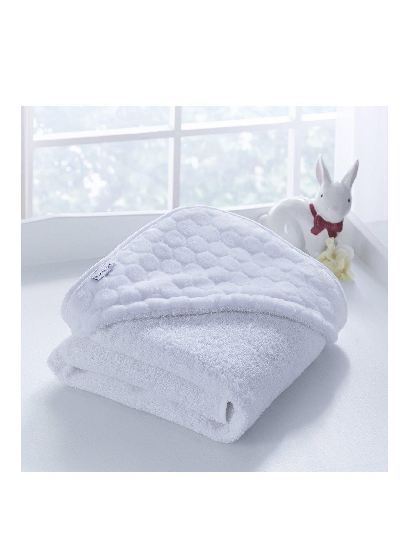 Image 2 of 5 of Clair De Lune Marshmallow Baby Hooded Towel (70 x 70 cm) - White