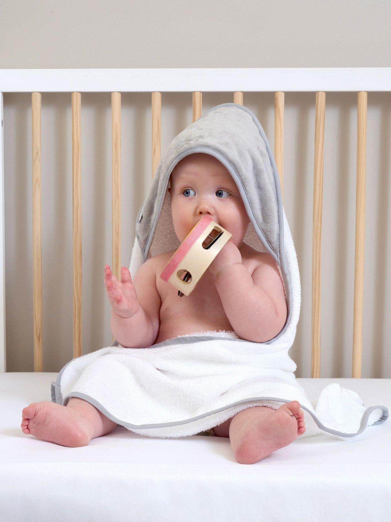 Clair De Lune Marshmallow Baby Hooded Towel (70 x 70 cm) - Grey