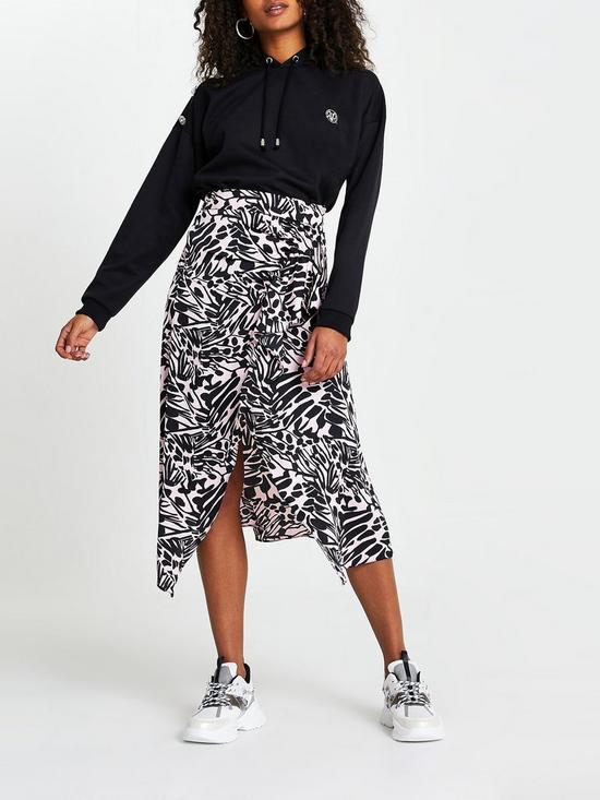 front image of river-island-printed-knot-detail-midaxi-skirt-pinkblack