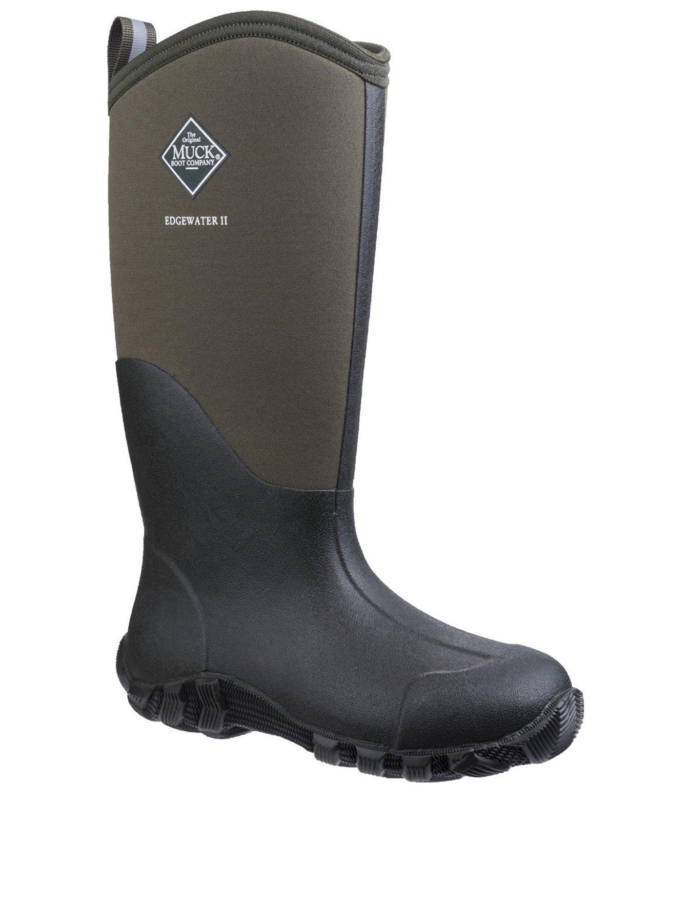 sale on womens muck boots