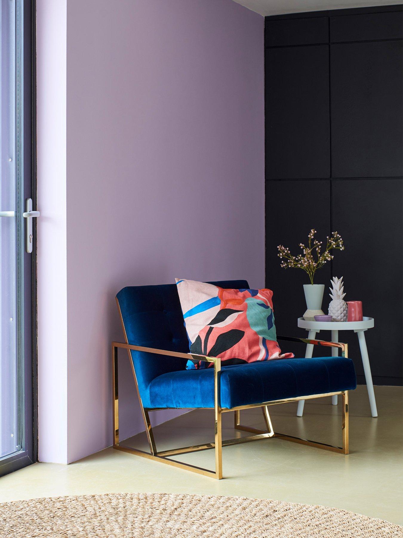 Image 2 of 5 of Rust-Oleum Chalky Finish Wall Paint in Violet Macaroon &ndash; 2.5-litre Tin