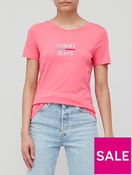 tommy-jeans-organic-cotton-essential-logo-t-shirt-pink