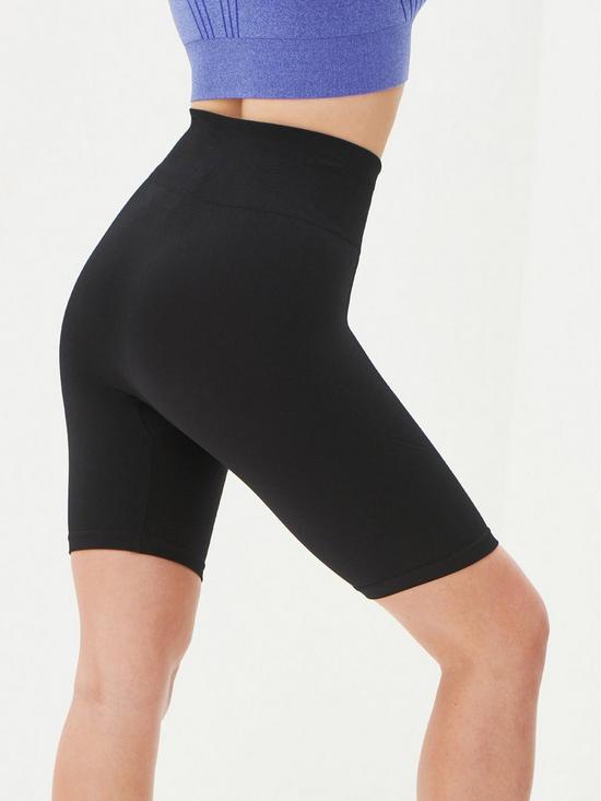 stillFront image of pour-moi-energy-seamless-cycling-short-black