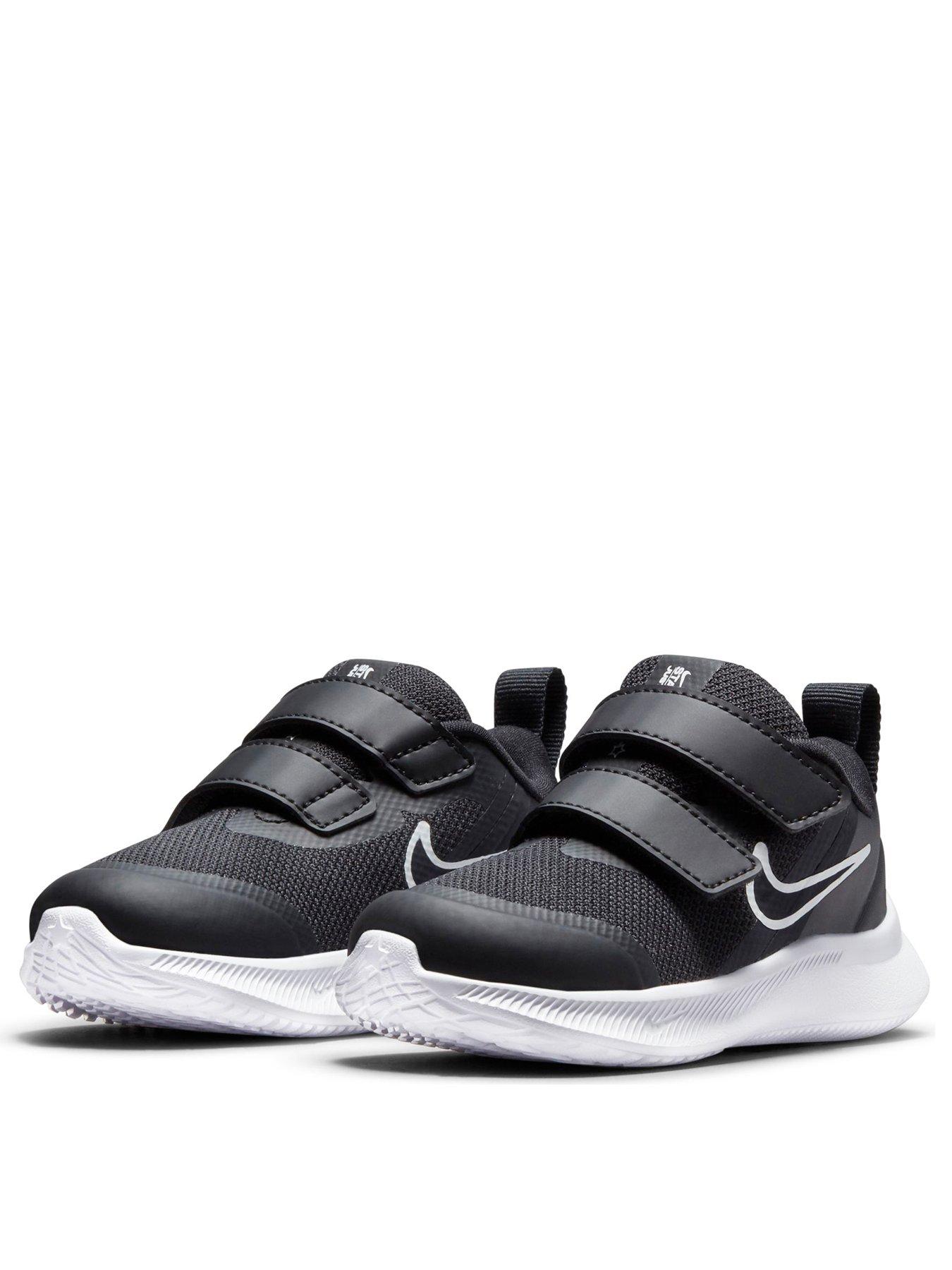 Infant grey shop nike trainers