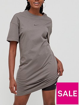 nike-nsw-short-sleeve-t-shirtnbspdress-grey
