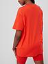 nike-nswnbspessential-trend-t-shirt-redstillFront