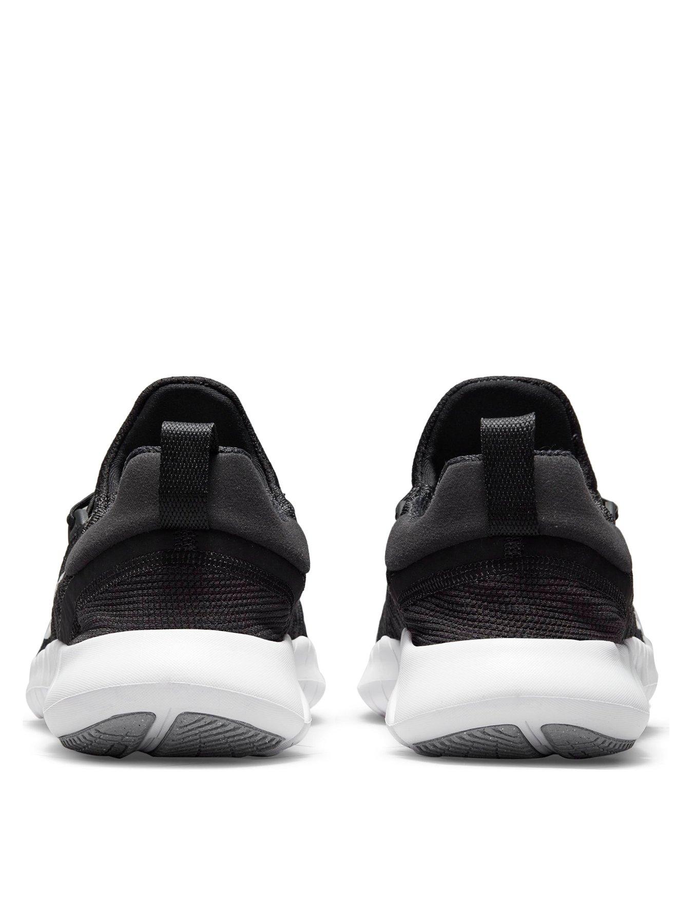 nike free run black and white