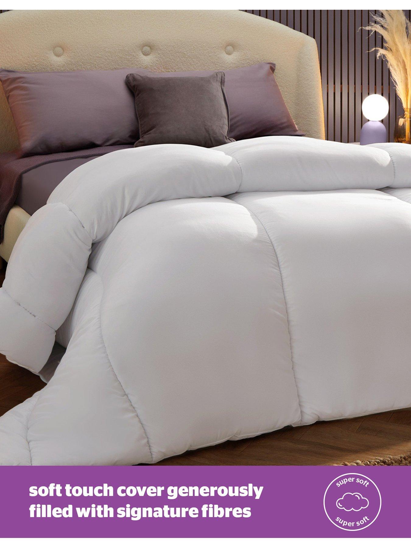 Image 3 of 4 of Silentnight Deep Sleep 13.5 Tog Duvet - White