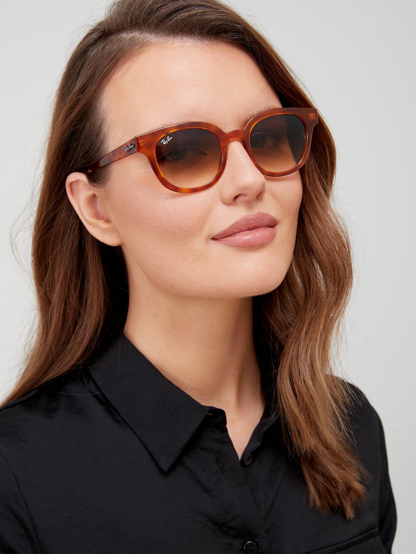 Women Round Sunglasses - Brown