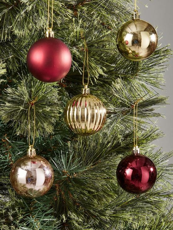 front image of claret-and-gold-50-piece-bauble-pack