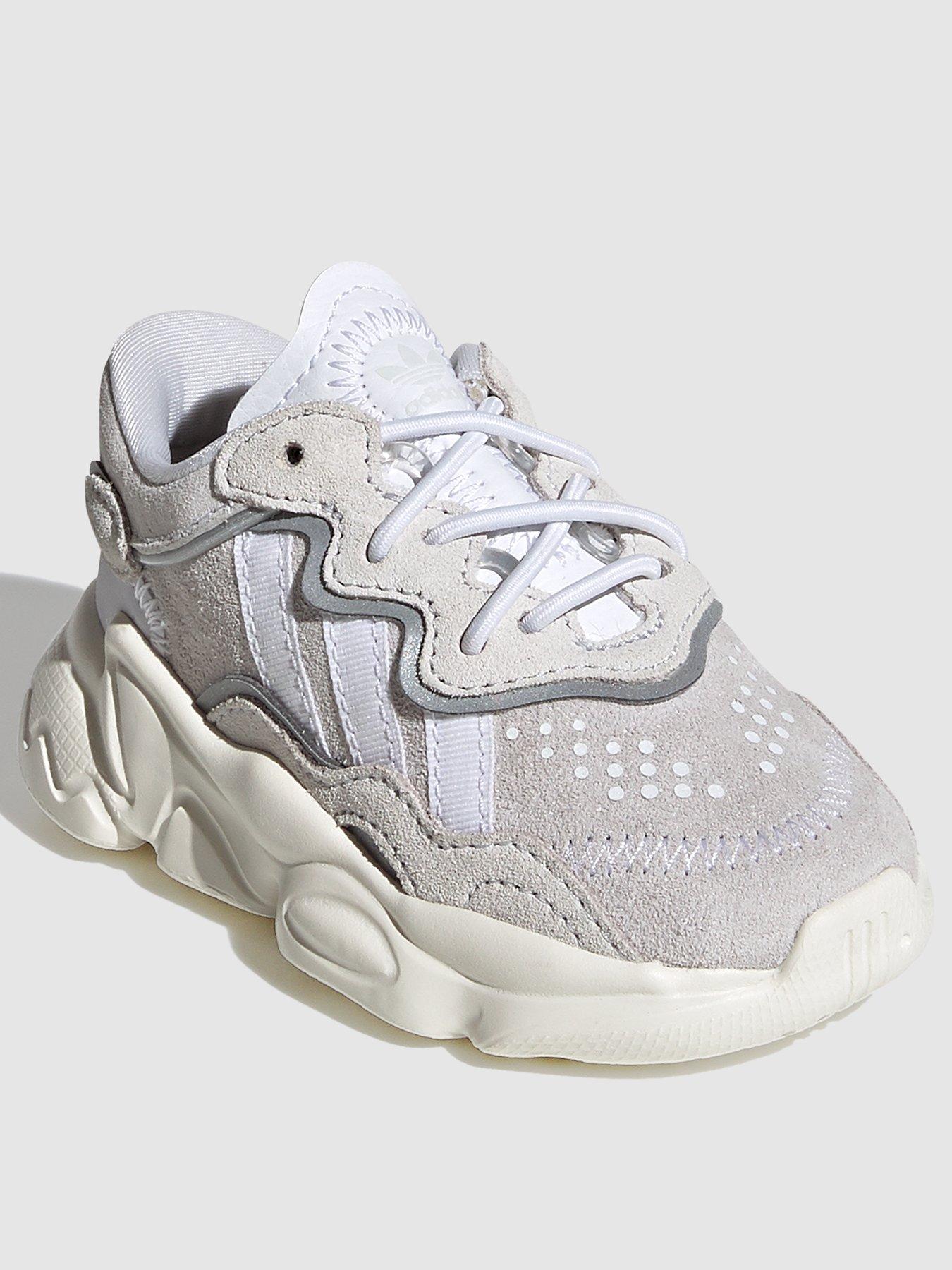 Image 3 of 6 of adidas Originals Infant Unisex Ozweego Trainers - White
