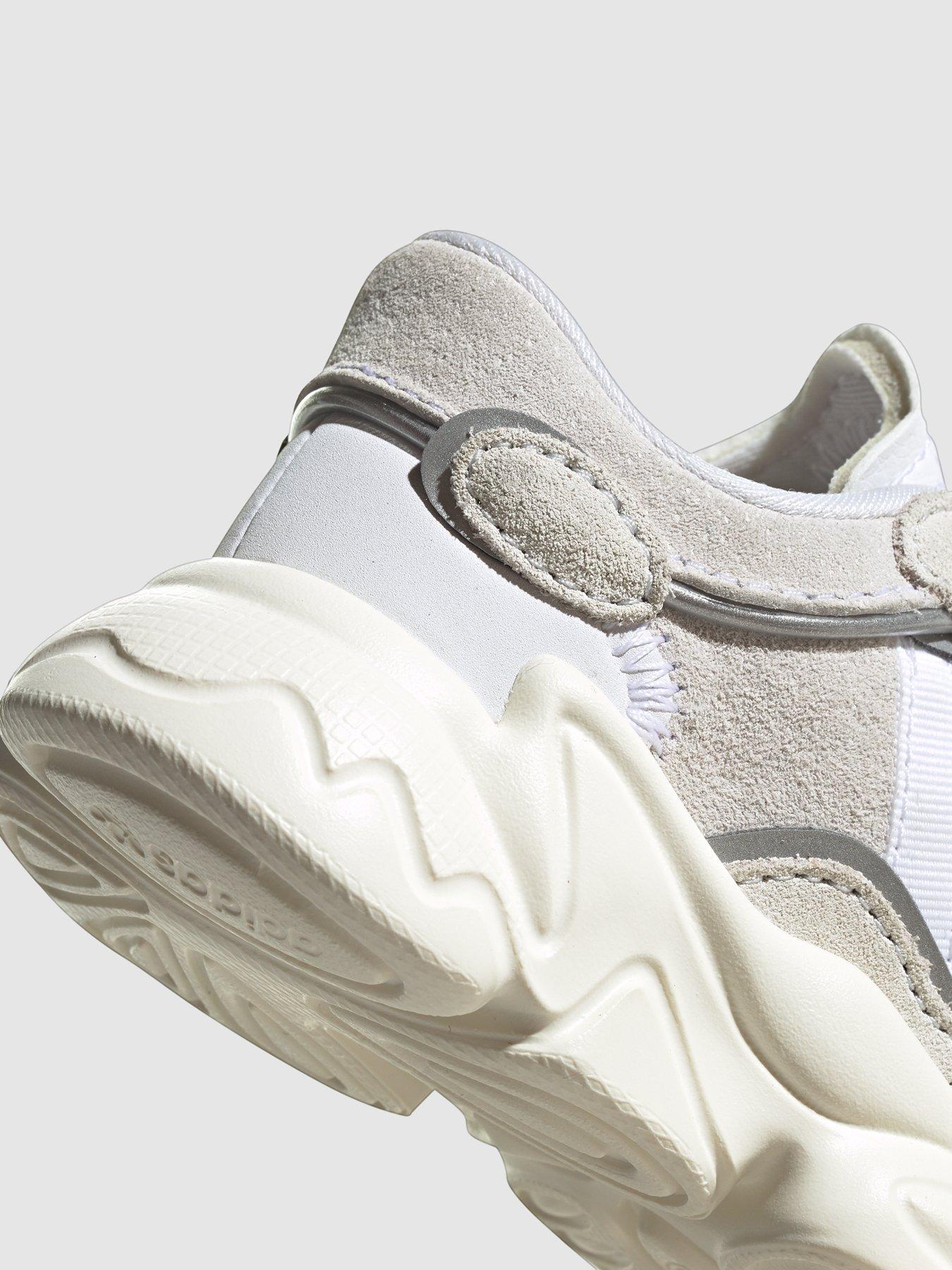Image 6 of 6 of adidas Originals Infant Unisex Ozweego Trainers - White
