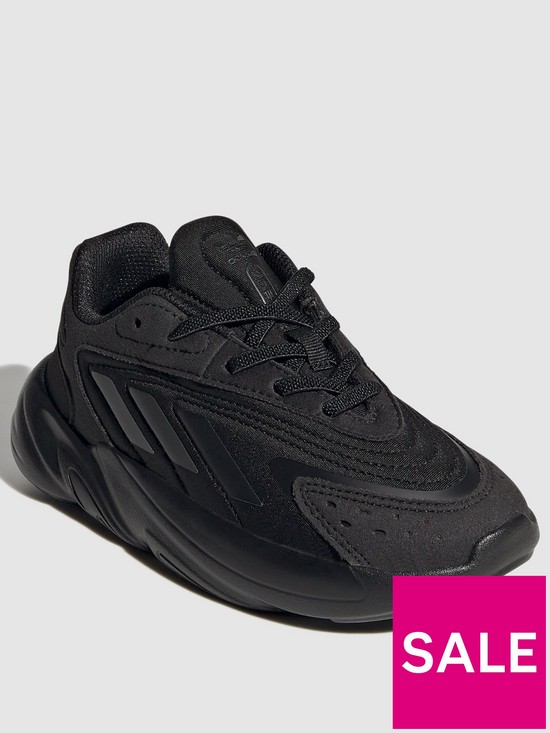 front image of adidas-originals-unisex-kids-ozelia-trainers-blackblack