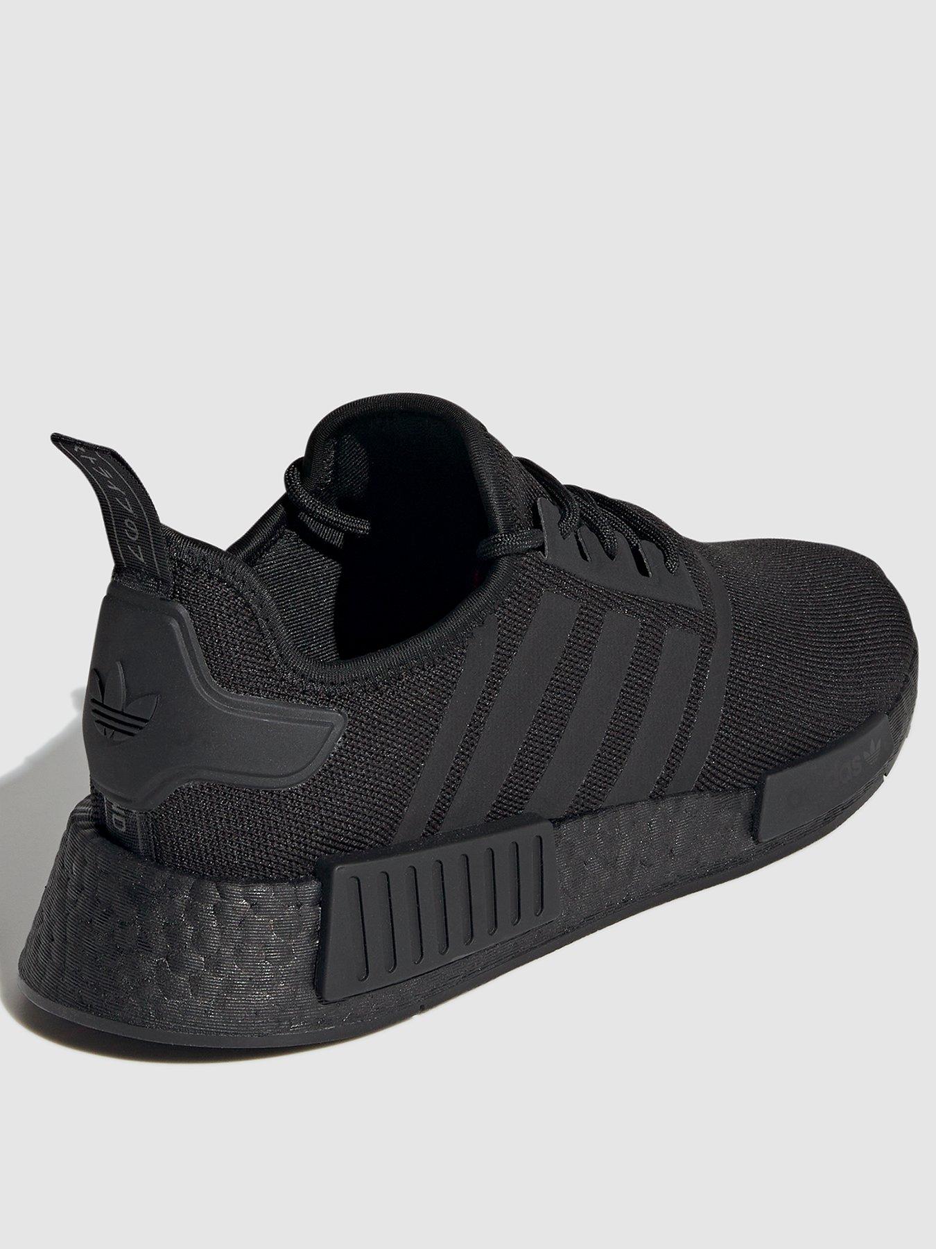 Adidas mens 2025 black trainers uk