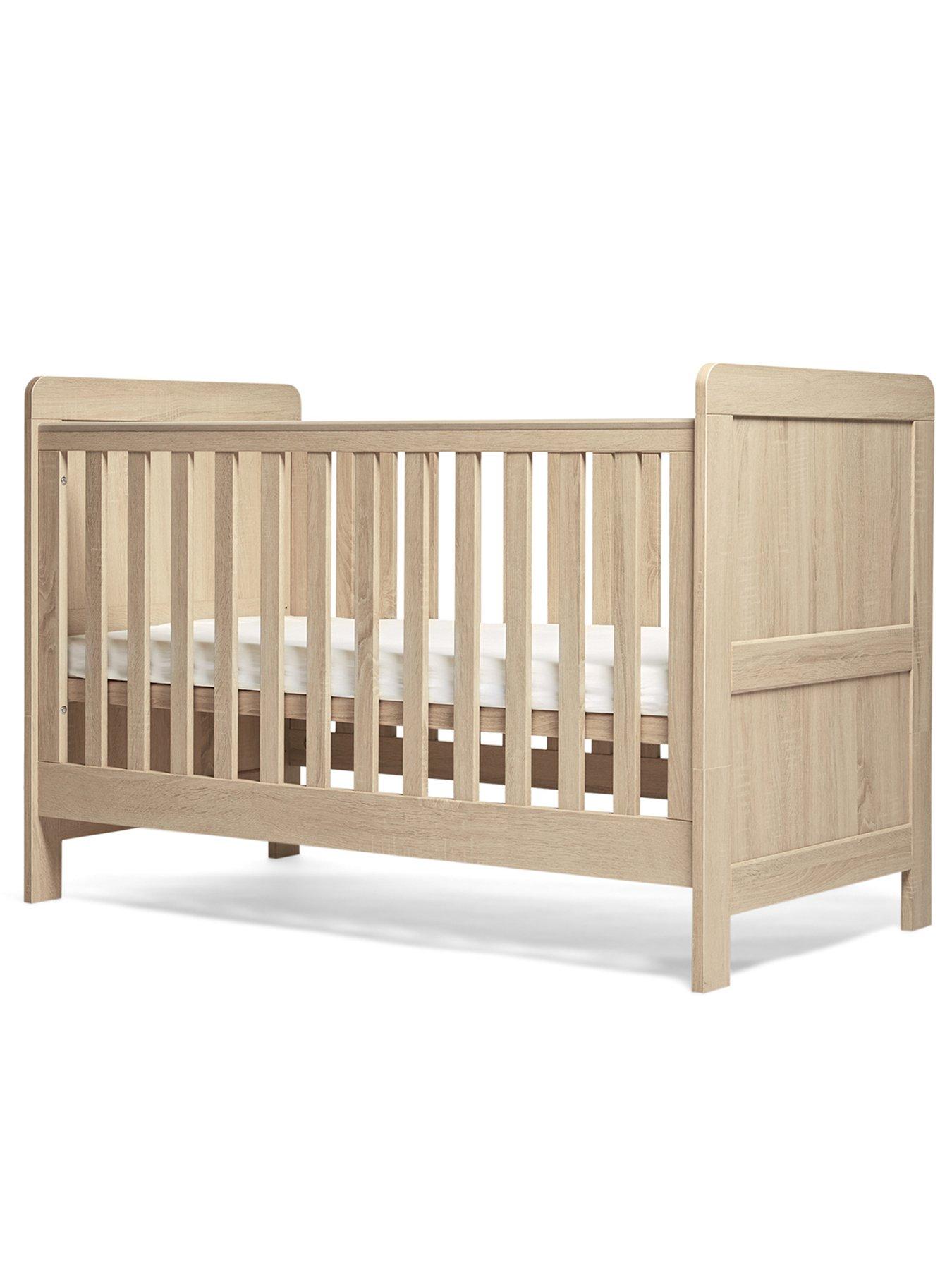 Image 4 of 7 of Mamas & Papas Atlas Range - 3pc