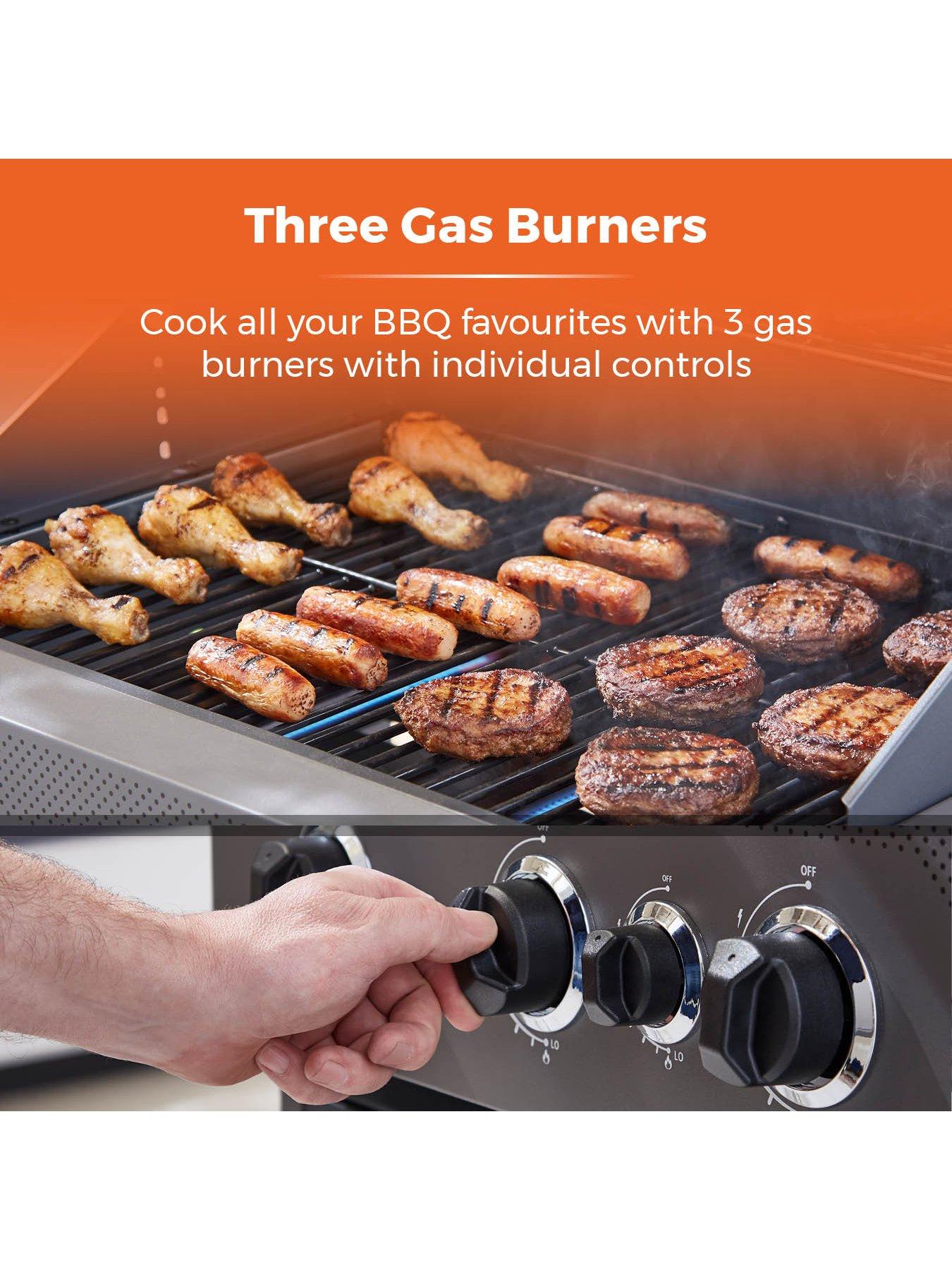 Image 4 of 7 of Tower Stealth 3000 3-Burner Porcelain Gas BBQ with Precision Thermometer and Rust Proof Design T978501 - Black