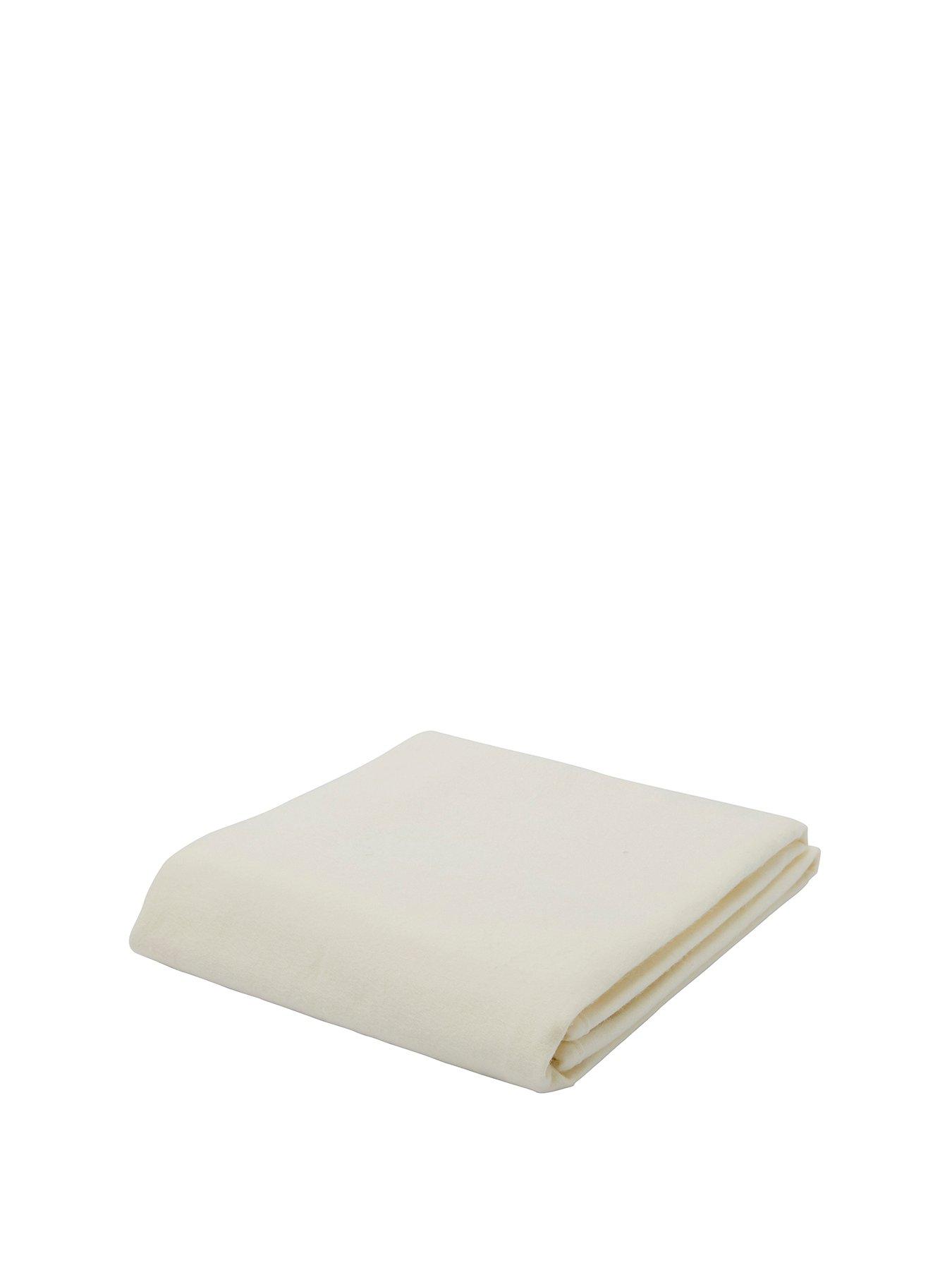 Tutti bambini shop mattress protector