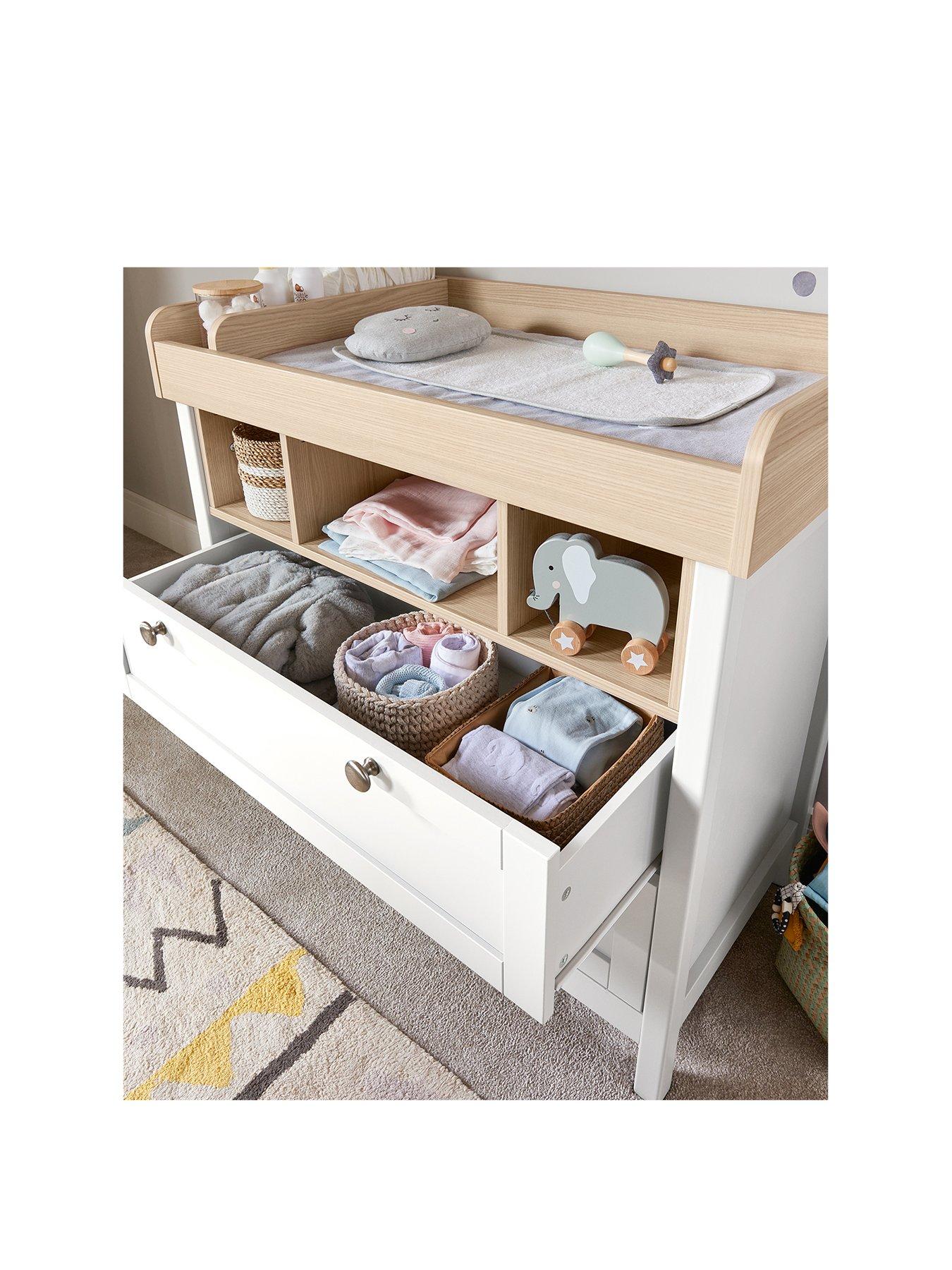 Mamas and papas changing unit hot sale with drawers