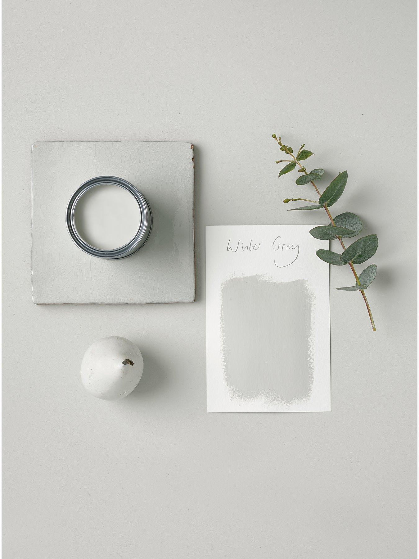 Image 3 of 3 of Rust-Oleum Gloss Finish 750 ml Furniture Paint &ndash; Winter Grey