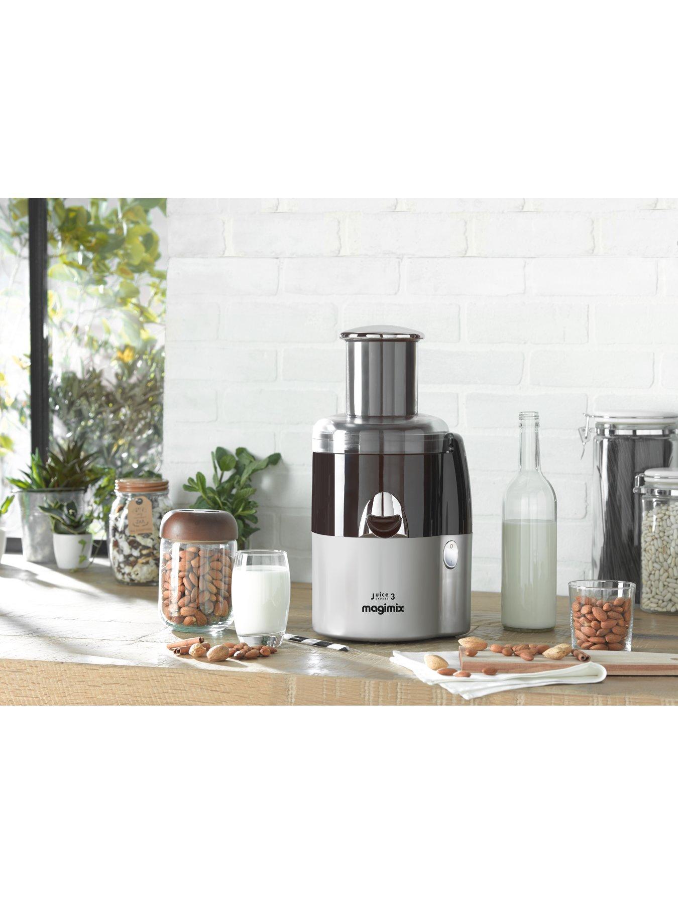 Image 2 of 7 of Magimix Juice Expert 3