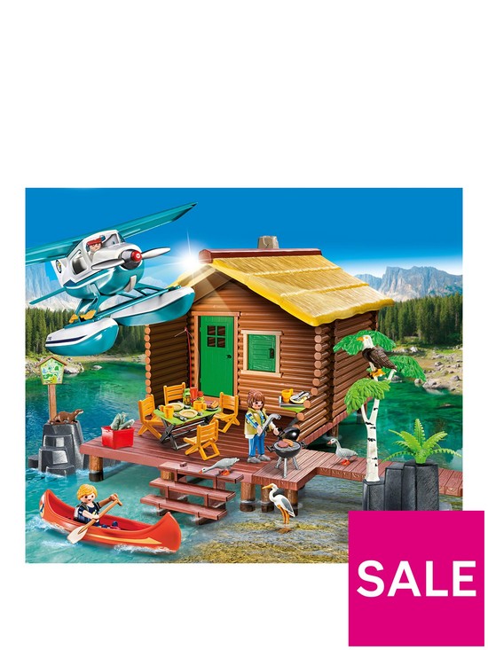 stillFront image of playmobil-9320-wild-life-camping-club-set