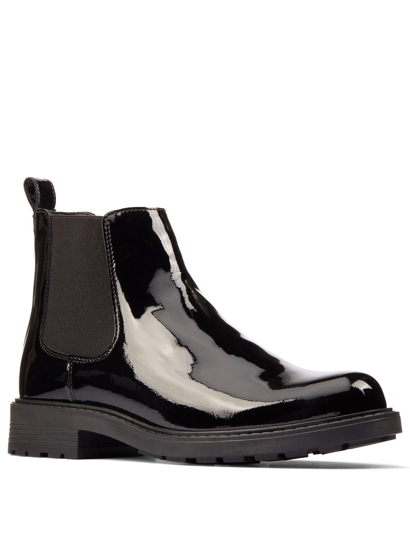 clarks boots wide