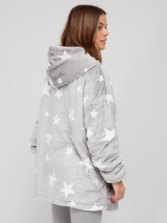 stillFront image of v-by-very-oversized-fleece-snuggle-hoodie-star-print