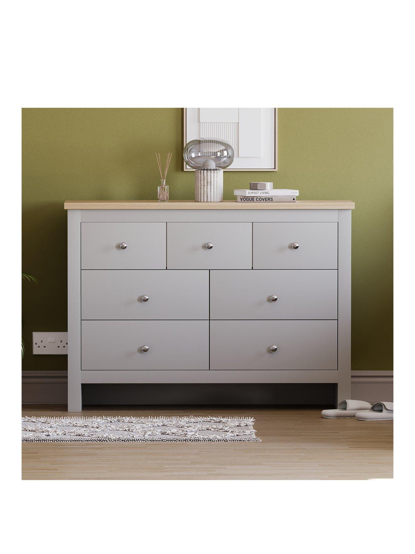 Image 3 of 6 of Vida Designs Arlington 4 +&nbsp;3 Drawer Chest - Grey
