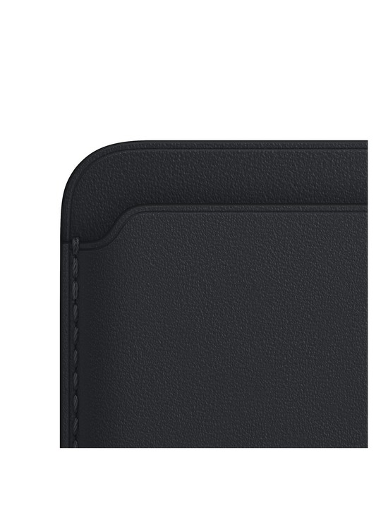 stillFront image of apple-iphone-leather-wallet-with-magsafe-midnight