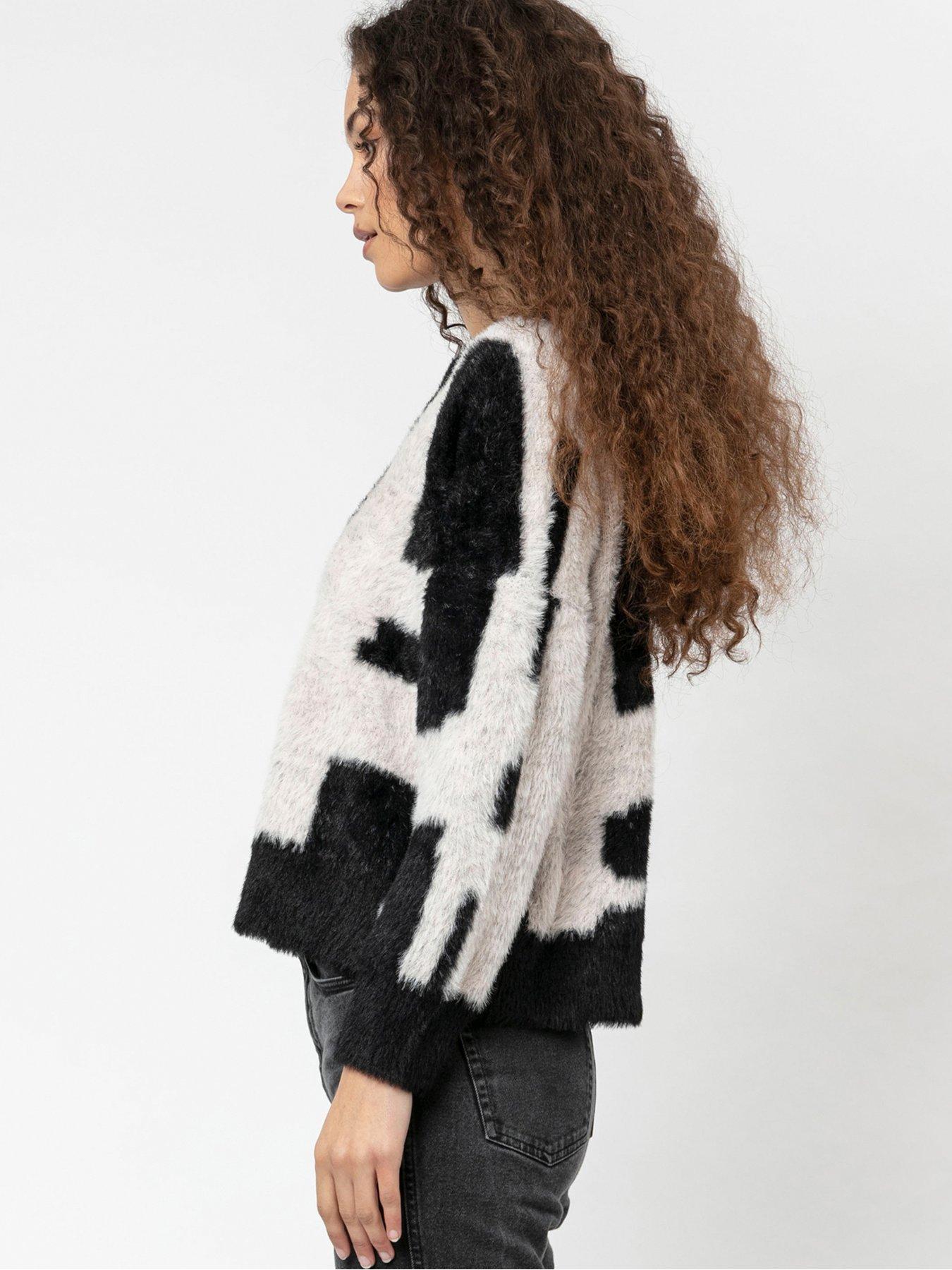  Abstract Knitted Jumper - Black