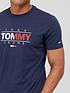 tommy-jeans-essential-graphic-t-shirt-twilight-navyoutfit