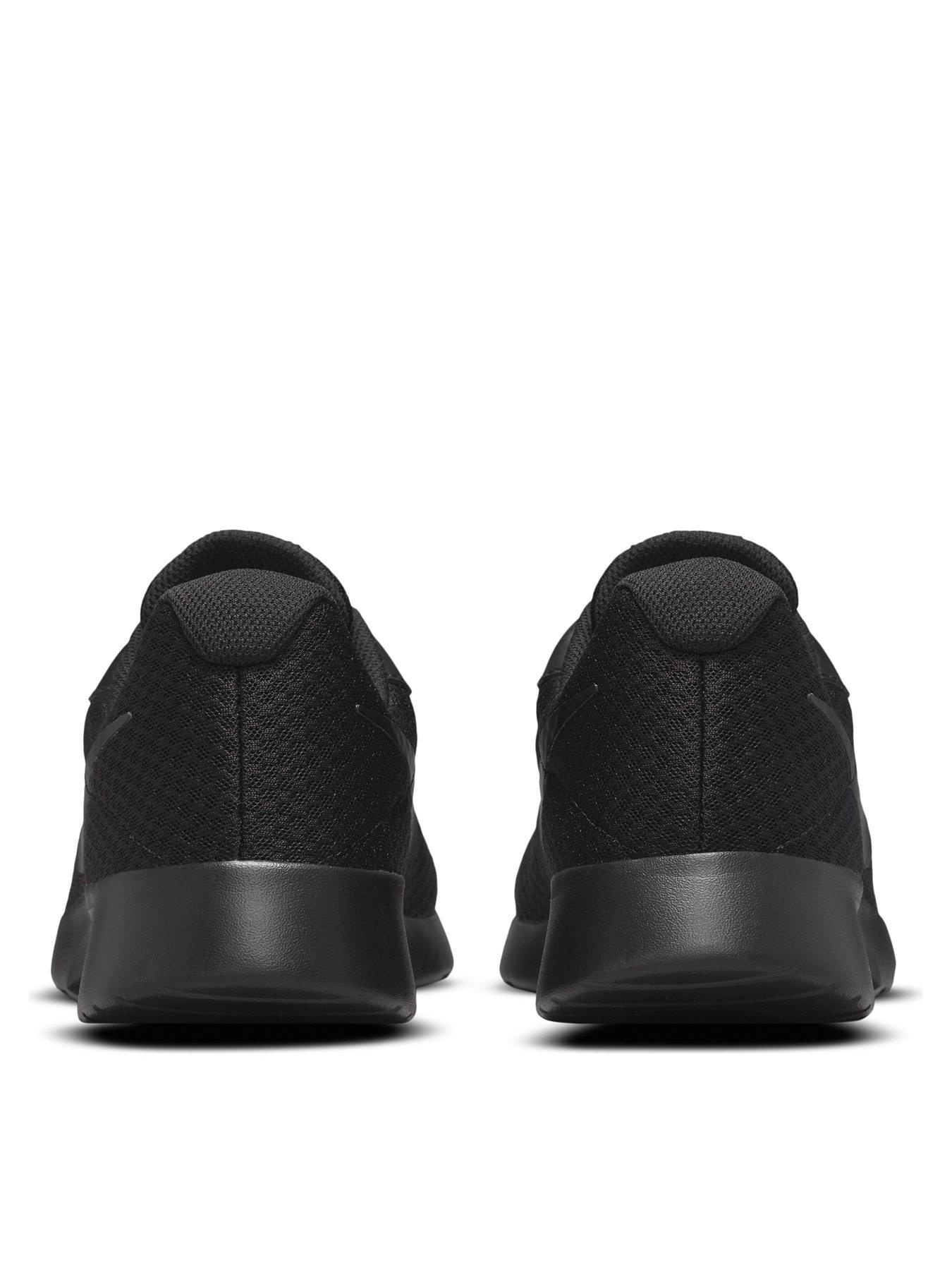 nike tanjun black price