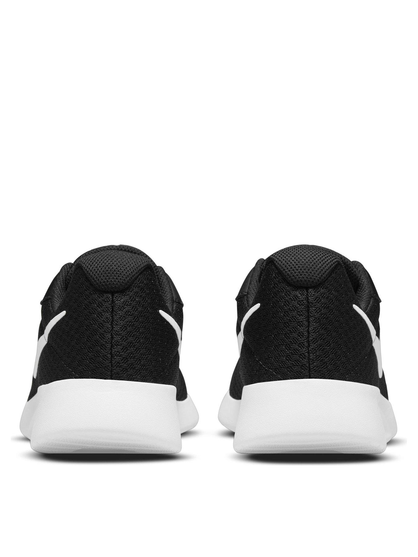 nike tanjun black white