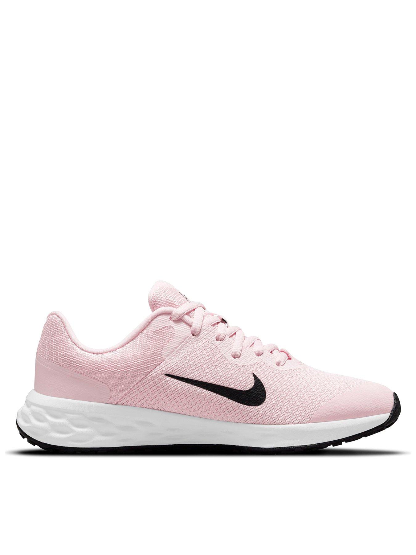 Junior pink nike clearance trainers