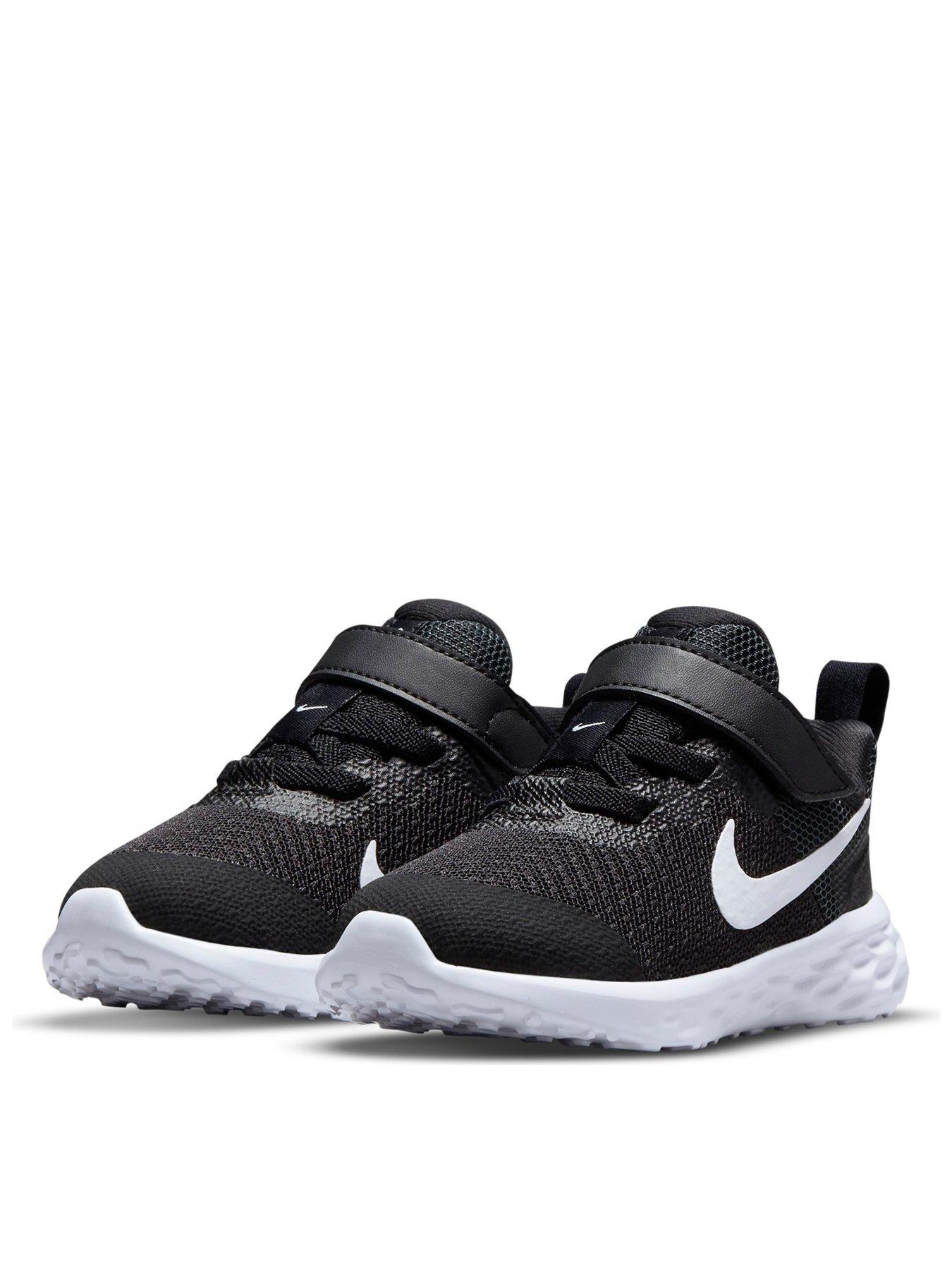 Black hotsell infant nikes