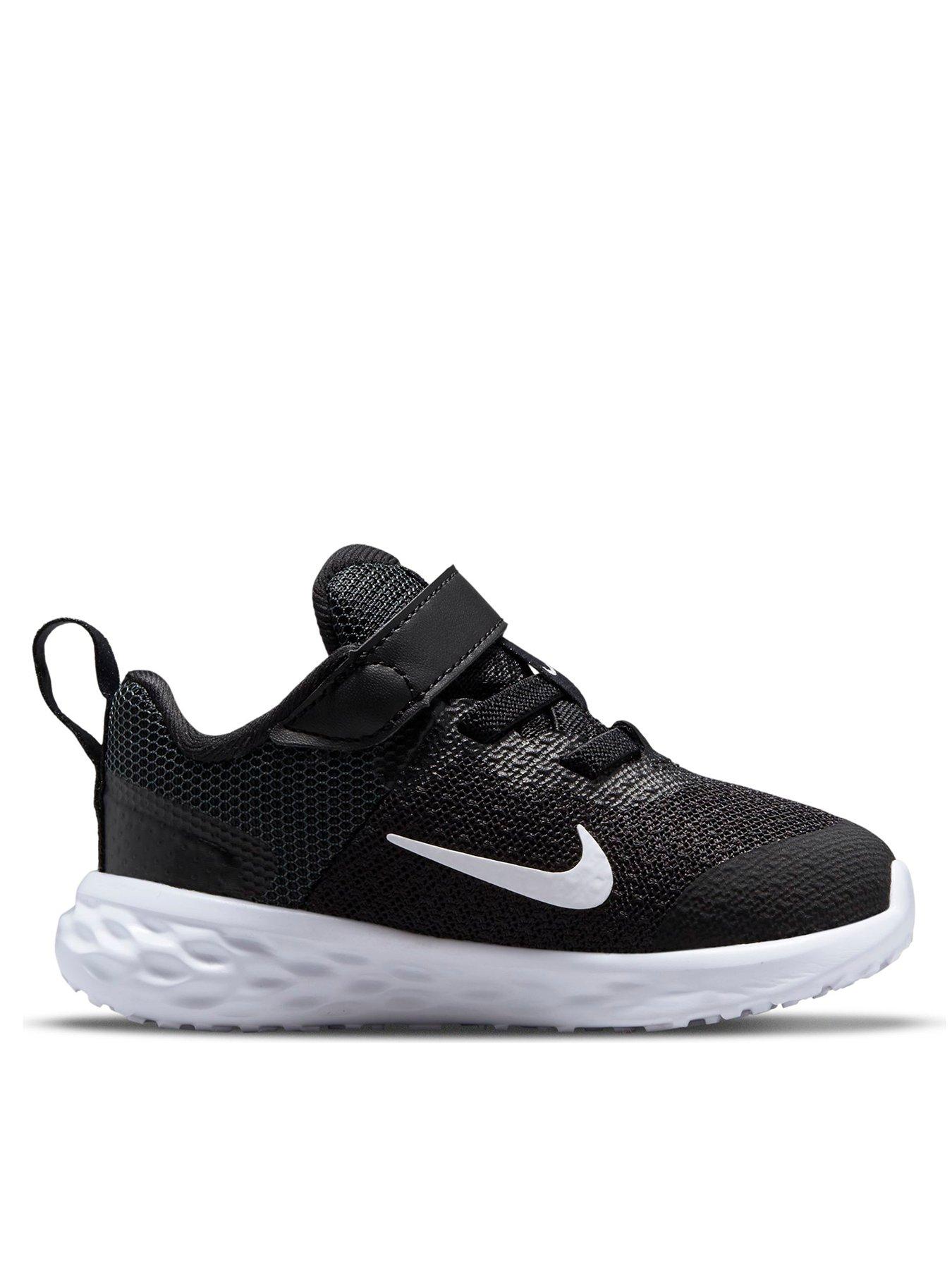 Infant nike best sale trainer sale