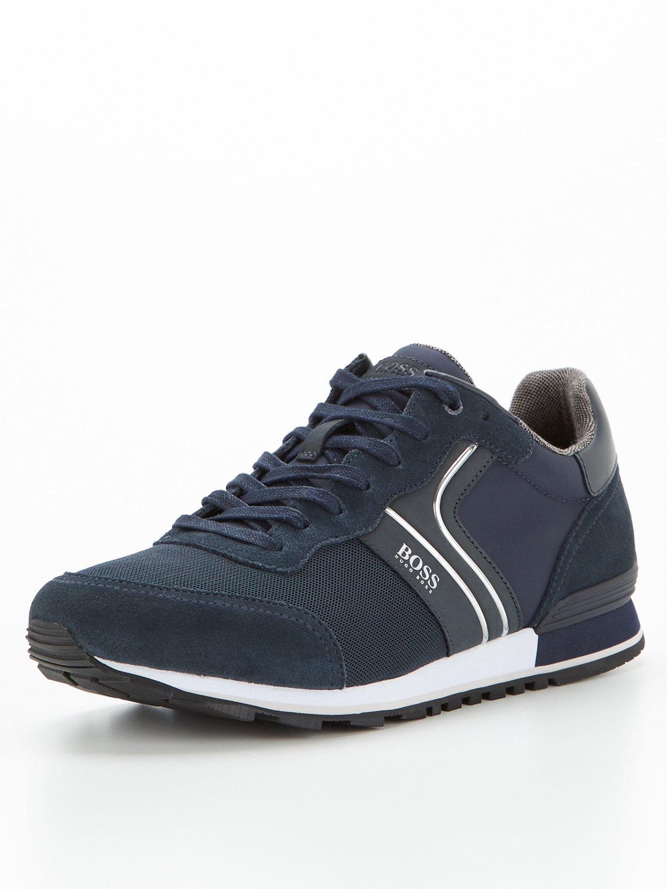 boss trainers size 9