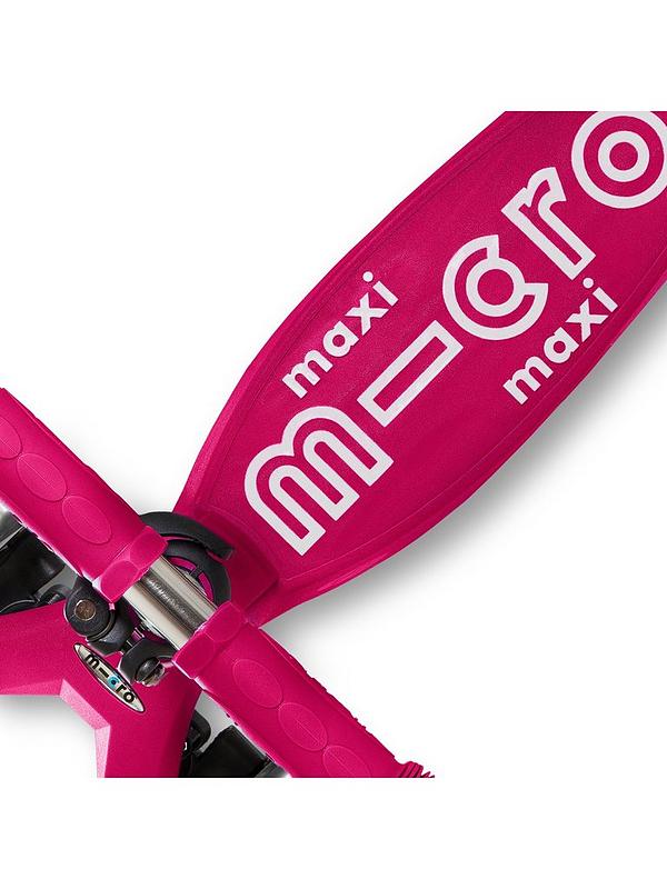 Image 4 of 6 of Micro Scooter Maxi Deluxe LED Pink