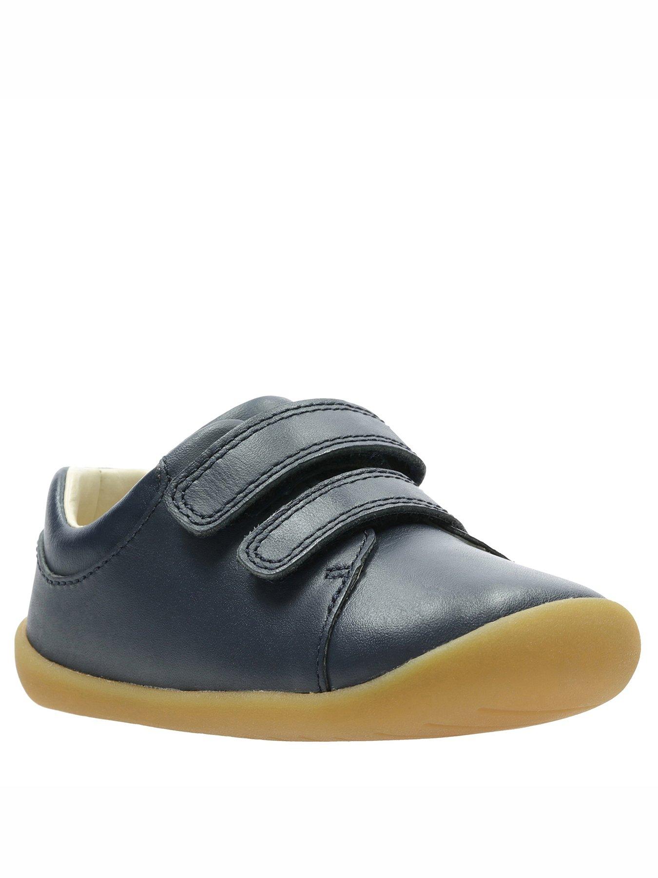 clarkes toddler shoes