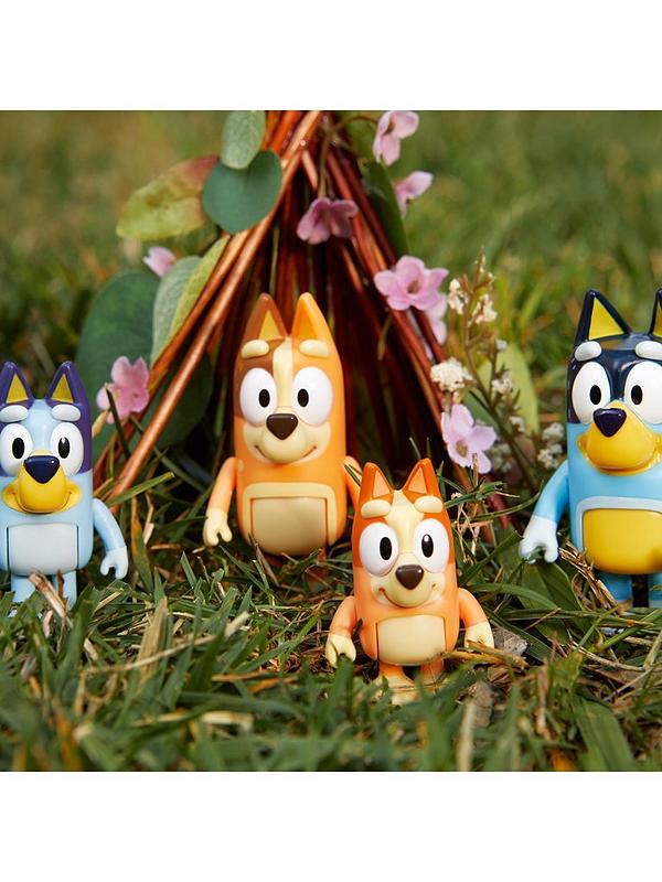 Image 7 of 7 of Bluey Family 4 Pack Figurines