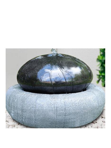 gardenwize-solar-powered-water-feature-black-pebble