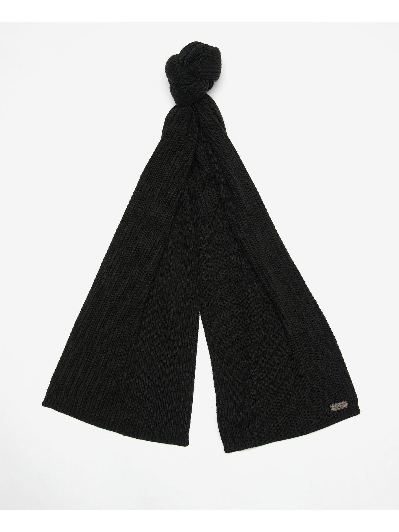Image 3 of 4 of Barbour Crimdon Beanie &amp; Scarf Gift Set - Black