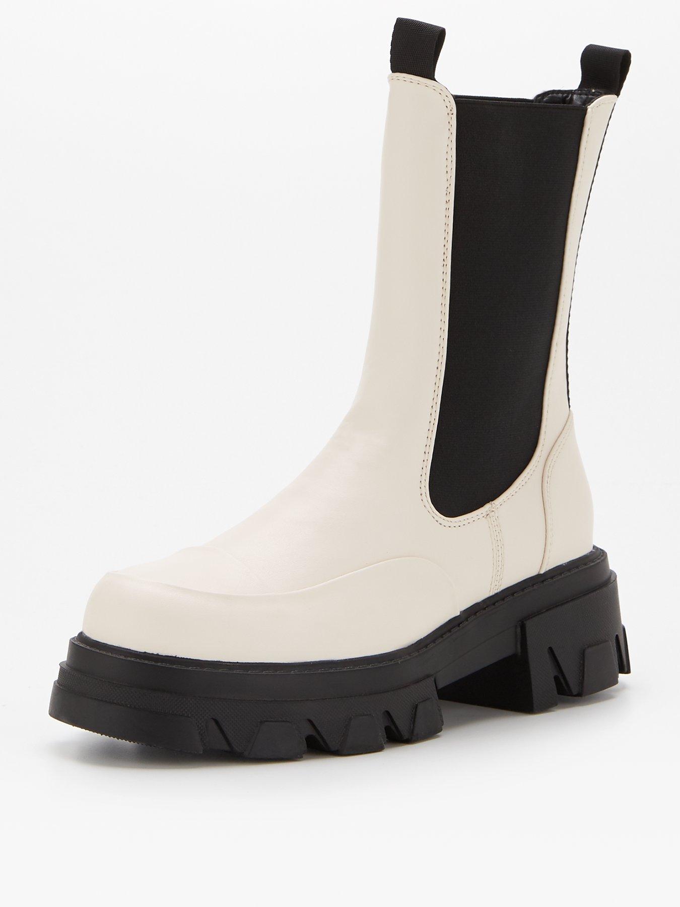  Arivah Chelsea Ankle Boots - Off White