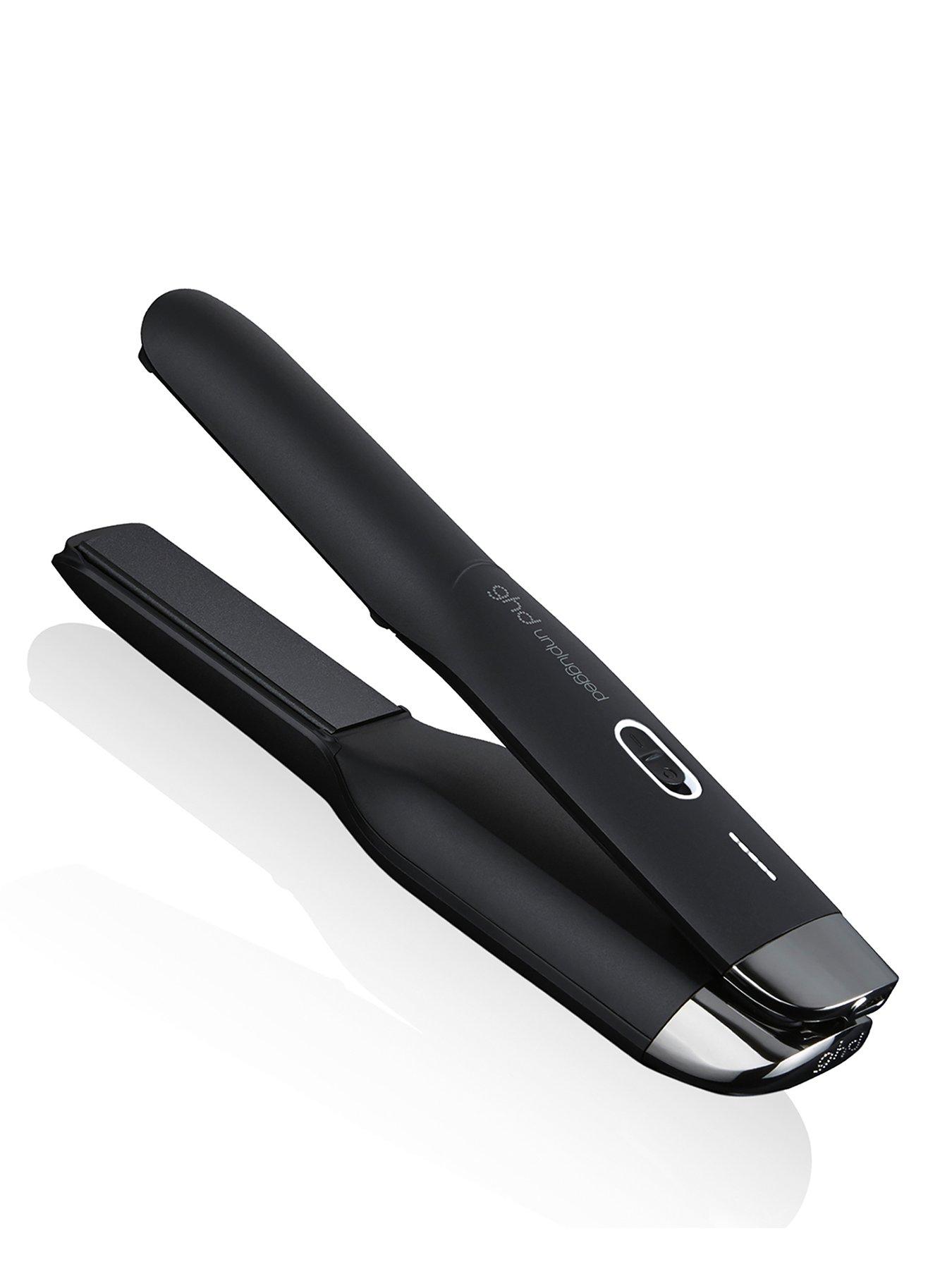 Battery powered outlet straightening iron