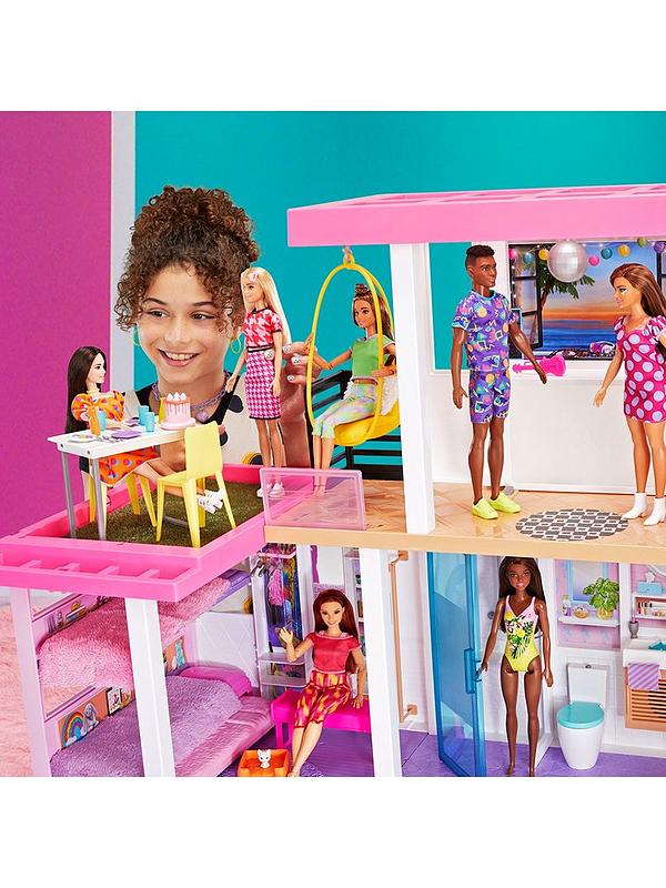 Image 4 of 7 of Barbie Dreamhouse Playset