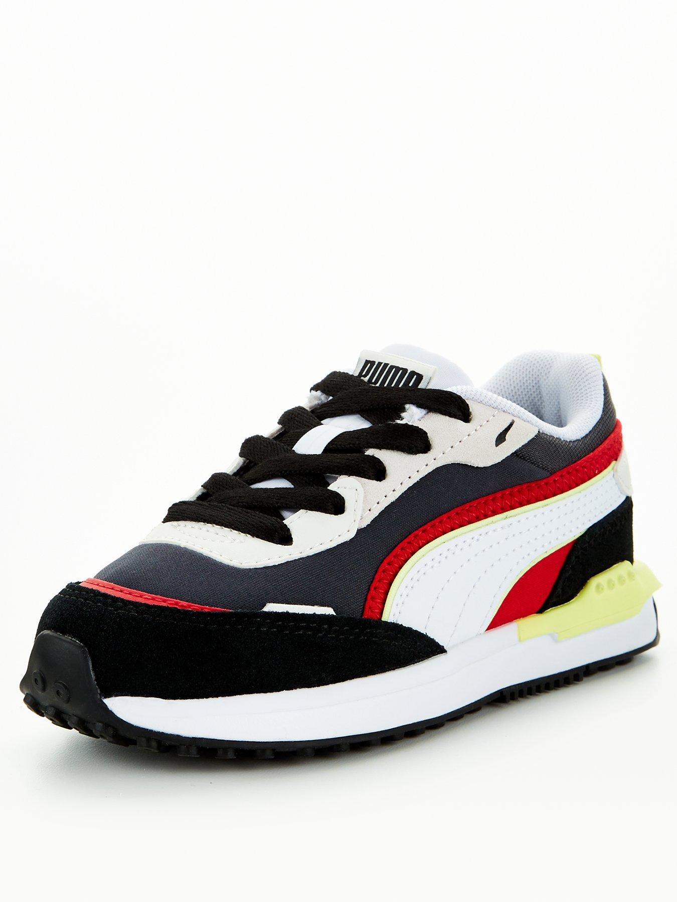 childrens puma trainers