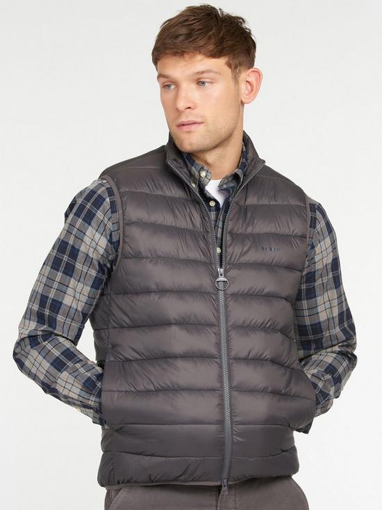front image of barbour-bretby-gilet