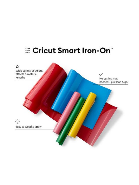 stillFront image of cricut-smart-iron-on-33x91cm-1-sheet