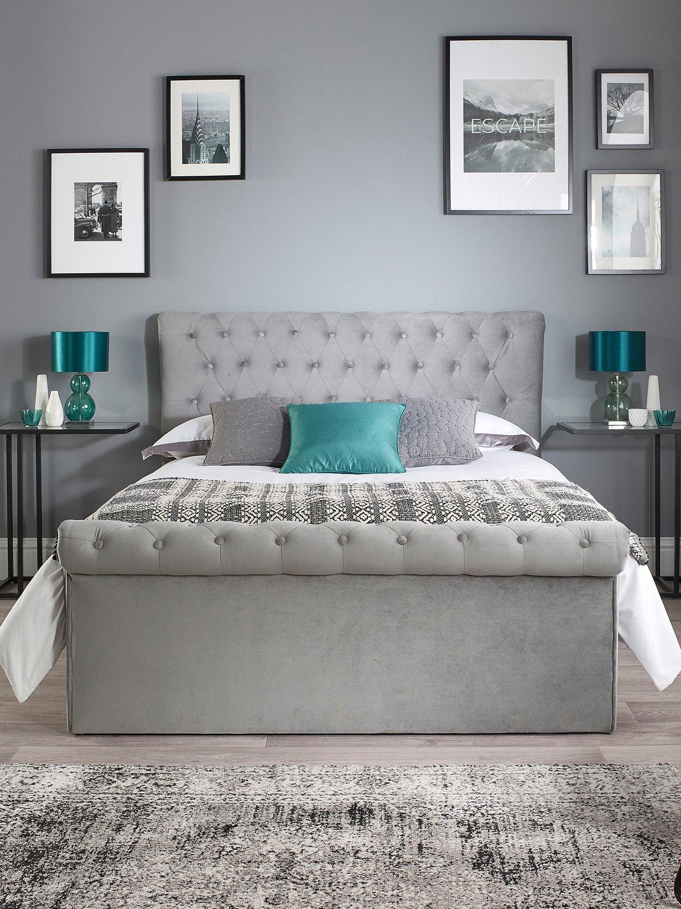 Image 3 of 7 of Aspire Chesterfield Fabric Lift Up&nbsp;Storage Bed